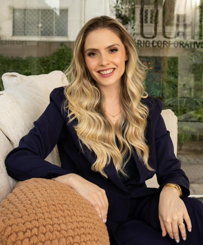 Julia Santos Kloehn